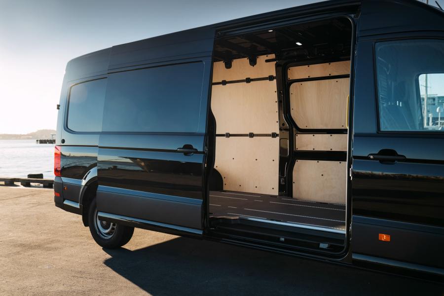 Детали экстерьера Volkswagen Crafter High Roof Van LWB 2018 года  (AU) (фото 7 из 28)